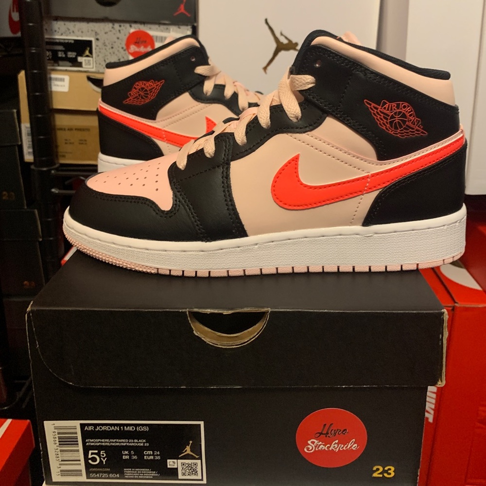 Nike Air Jordan 1 Mid Atmosphere Black Pink Shoes 554725-604 TD (GS) Youth Sizes - Picture 3 of 12